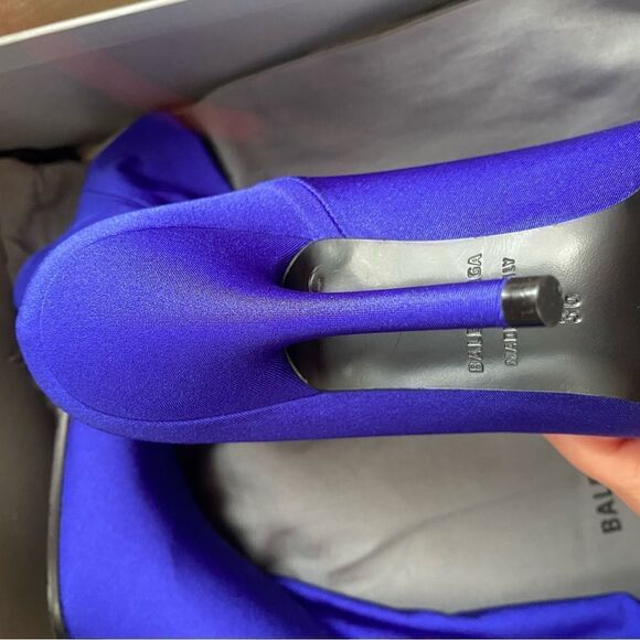 BALENCIAGA Womens Blue Stretch Comfort Round Toe Stiletto Booties - Picture 10 of 13